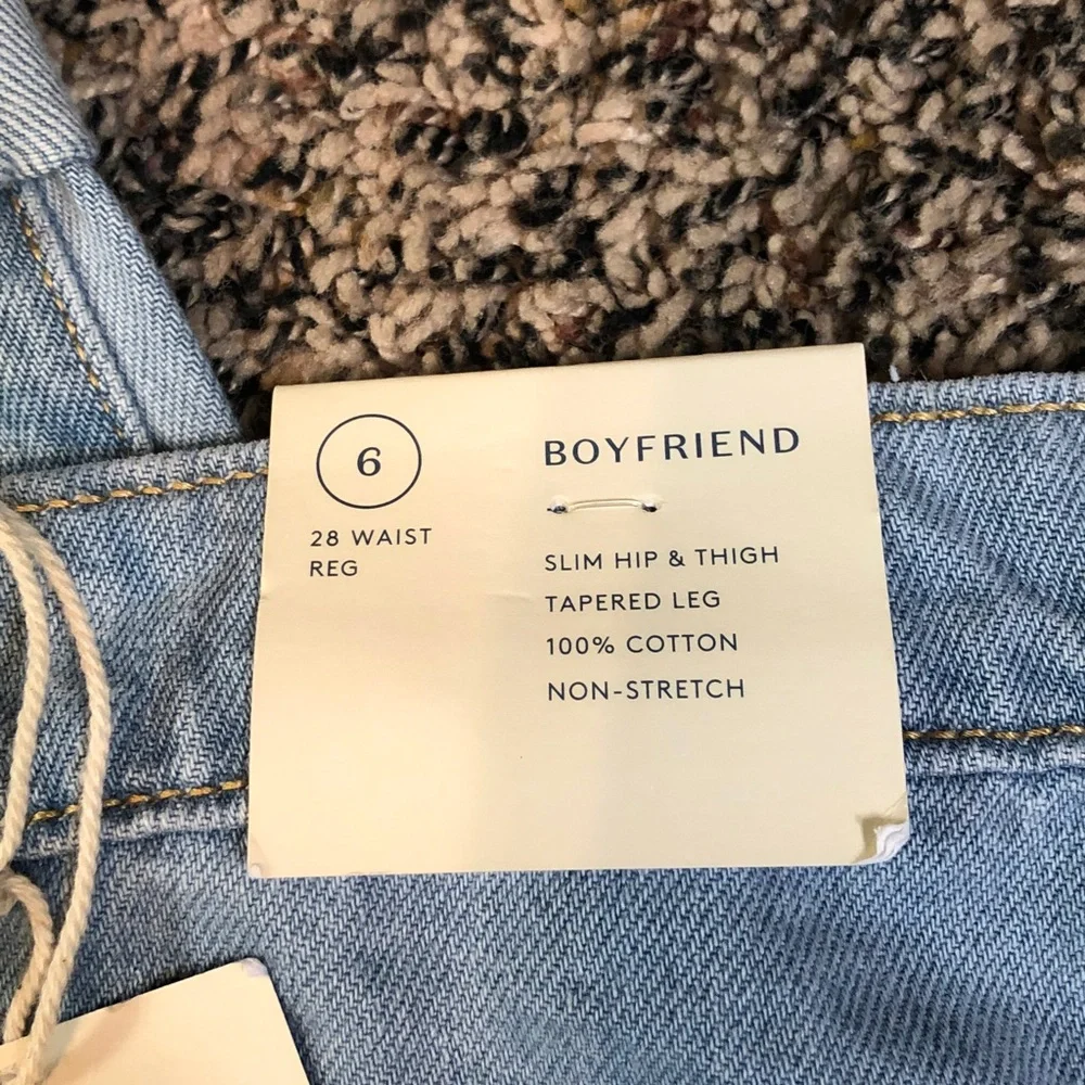 Universal Thread Boyfriend Light Blue Distressed Jeans | NWT - Picture 6 of 11